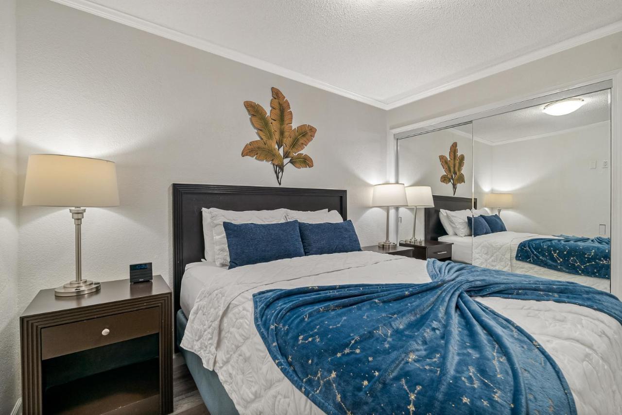 Wake Up To Ocean Views From Your Private Balcony 탬파 외부 사진